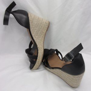 Time and True Black Open Toe Platform Chevron Wedge Sandal